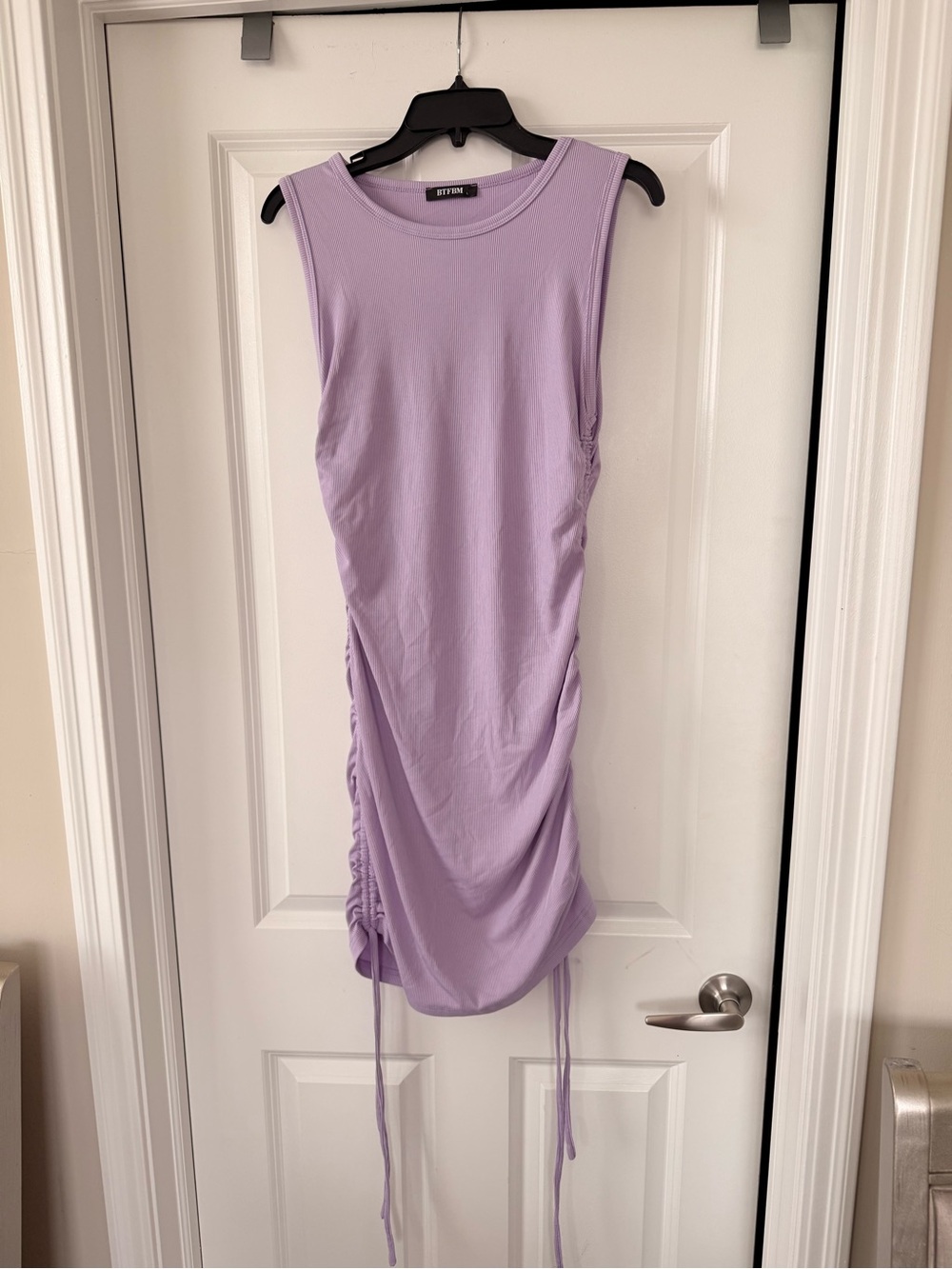 Sleeveless Lilac Ruched Side Midi Dress
